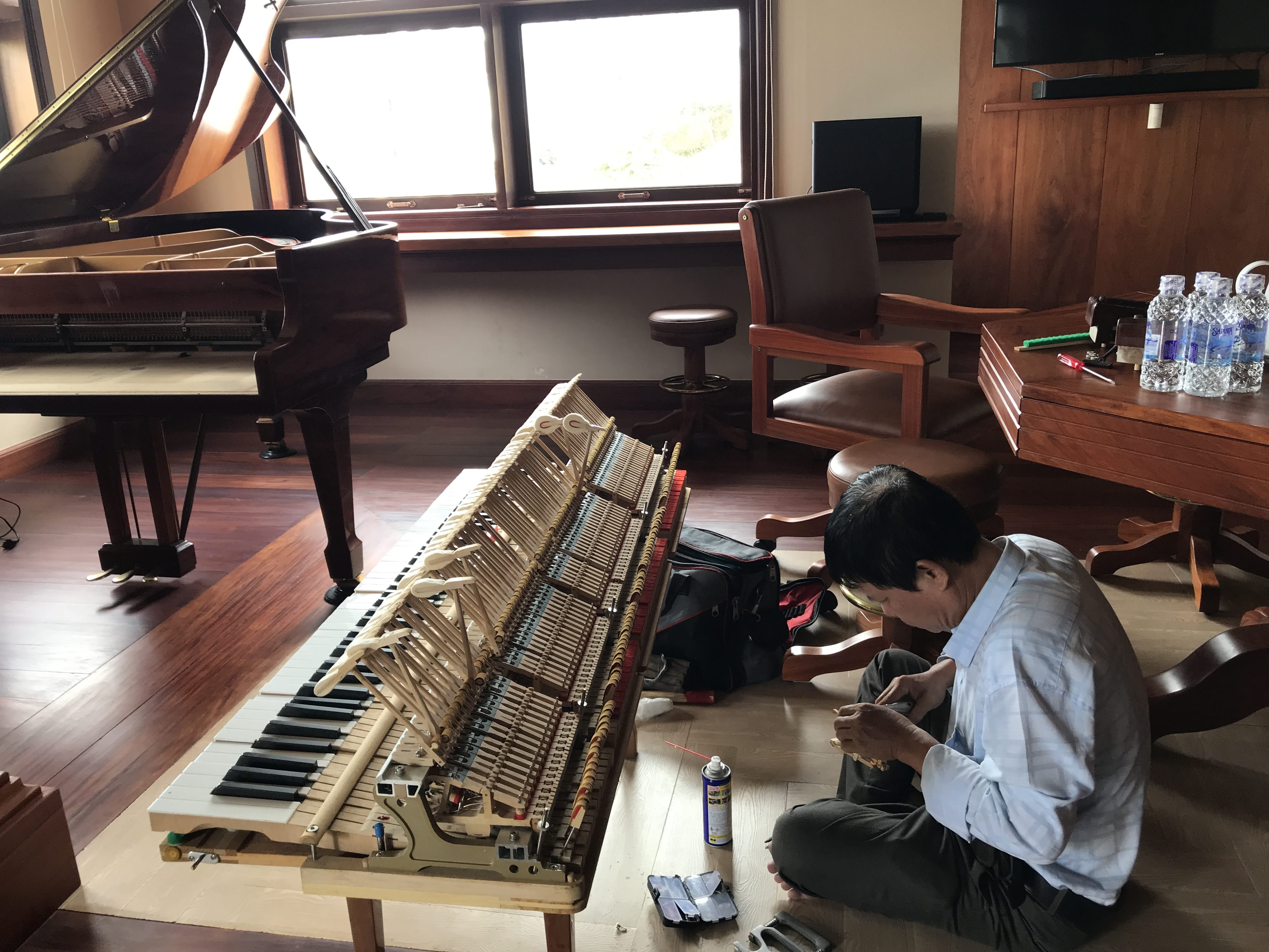 Lên Dây Đàn Piano Cơ Tại HCM & Các Tỉnh Xa chuyên nghiệp